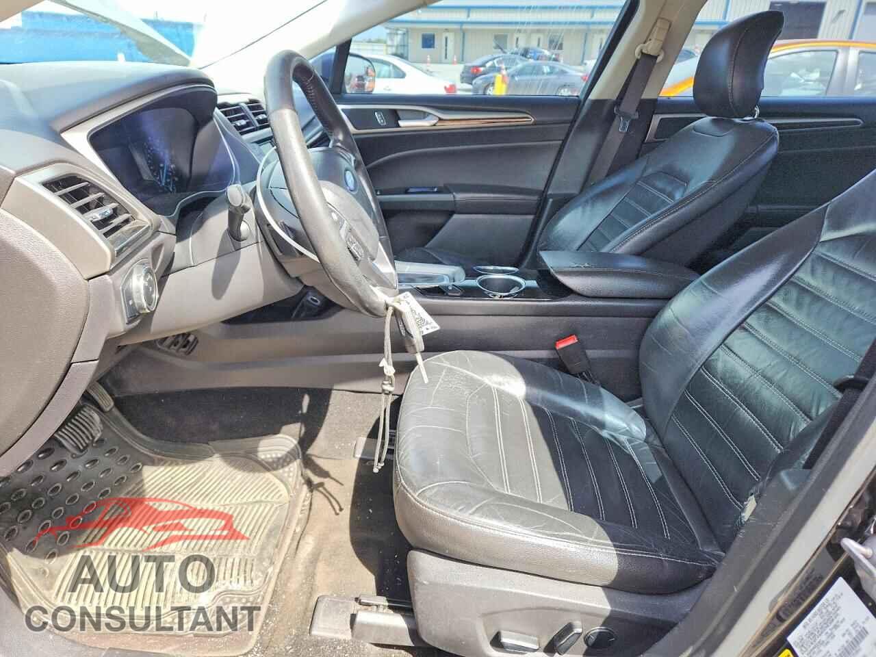 FORD FUSION 2013 - 3FA6P0H98DR204842