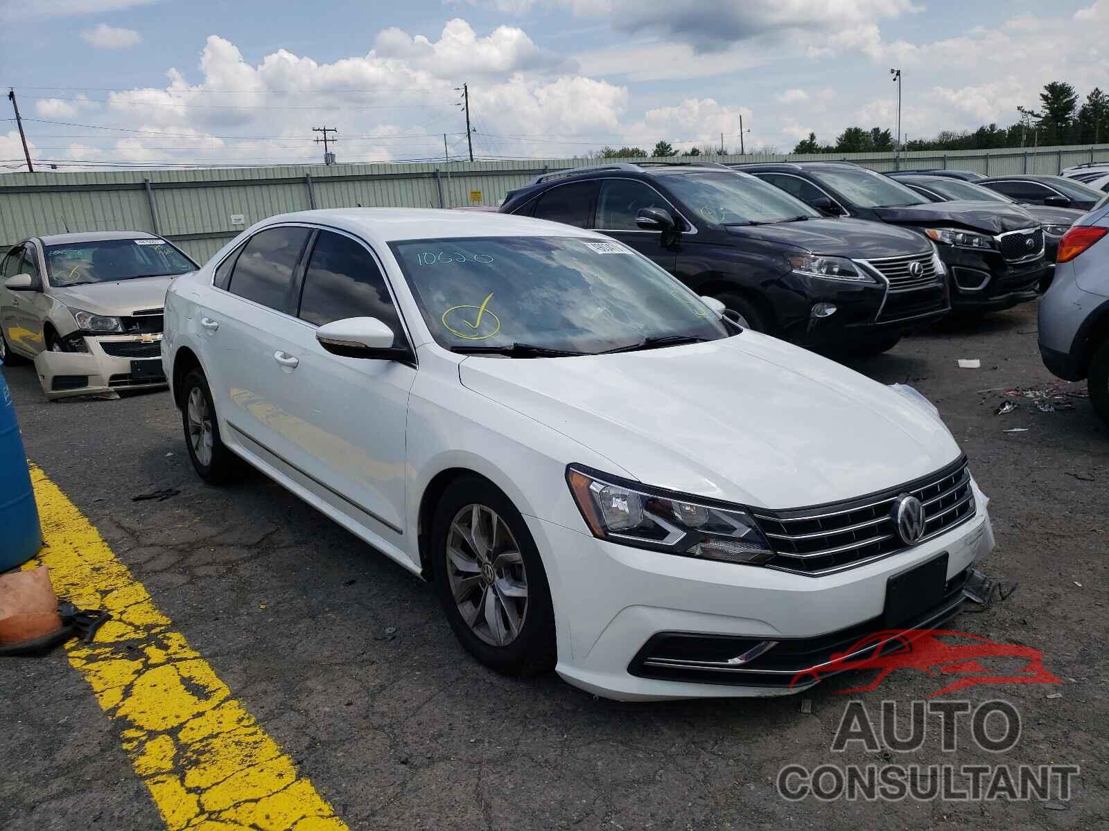 VOLKSWAGEN PASSAT 2017 - 1VWAT7A37HC064637