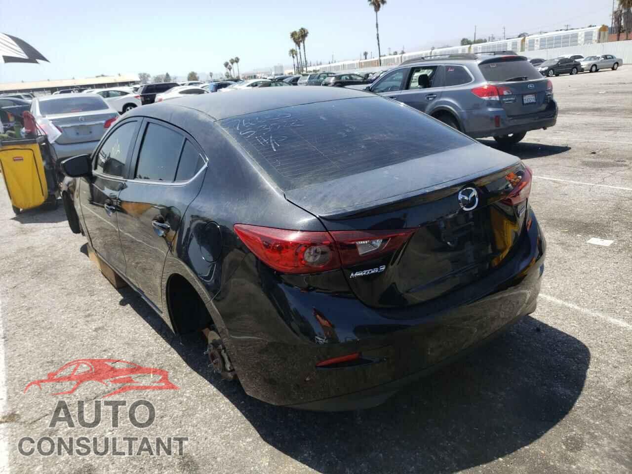 MAZDA 3 2018 - 3MZBN1V37JM190068