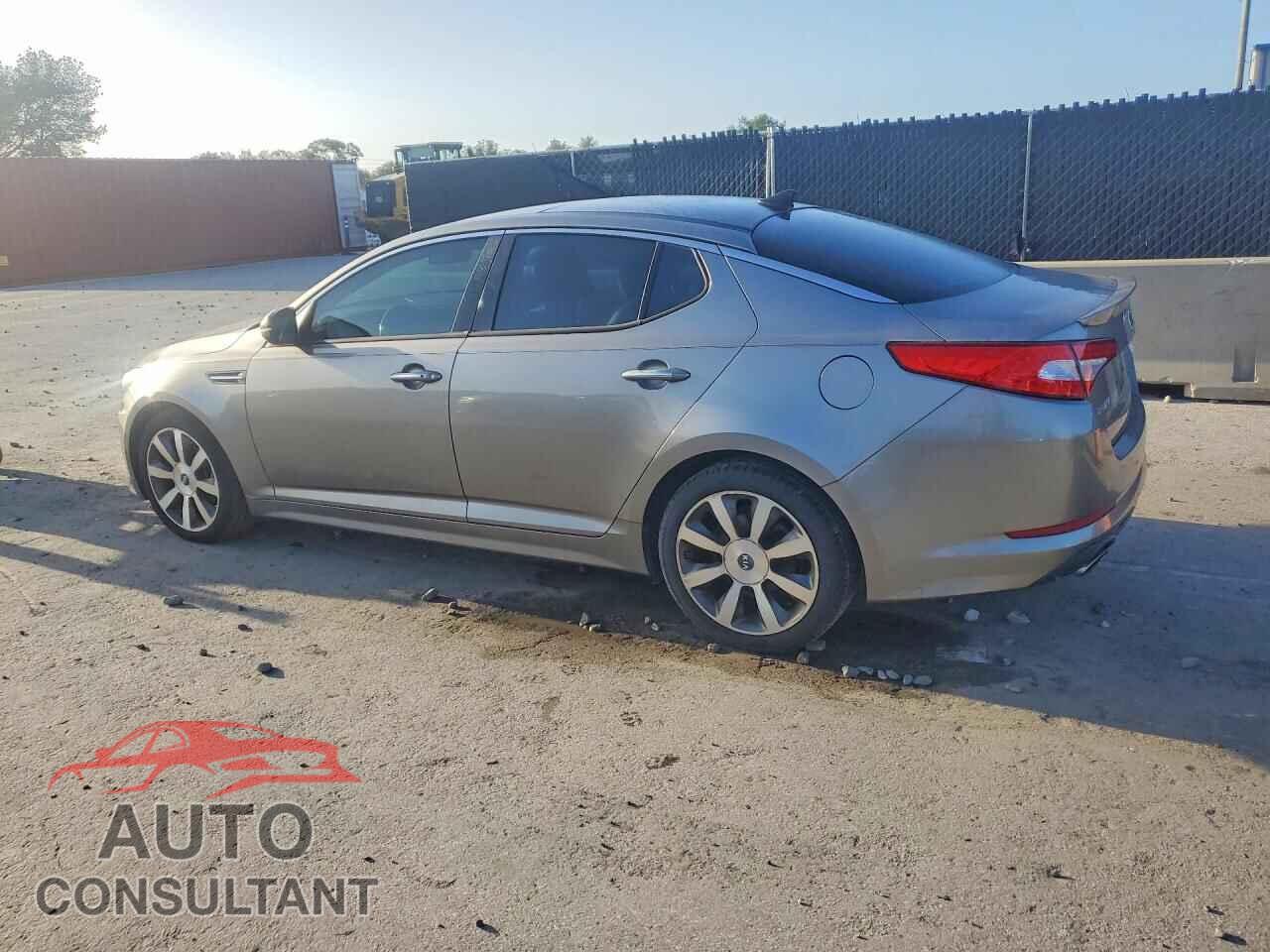 KIA OPTIMA 2012 - 5XXGR4A64CG024951
