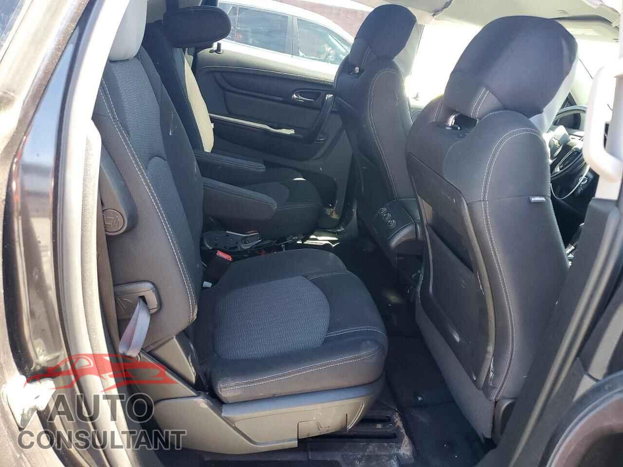 CHEVROLET TRAVERSE 2017 - 1GNKRGKD0HJ215169