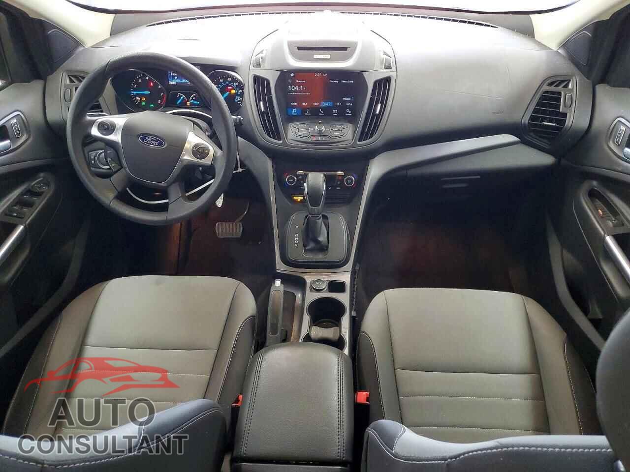 FORD ESCAPE 2016 - 1FMCU9G97GUA60396