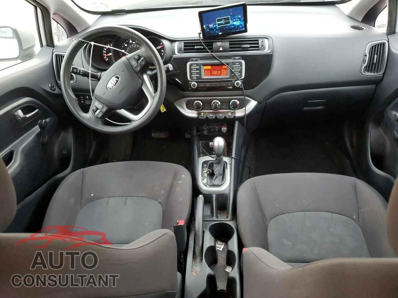 KIA RIO 2016 - KNADM4A39G6599281