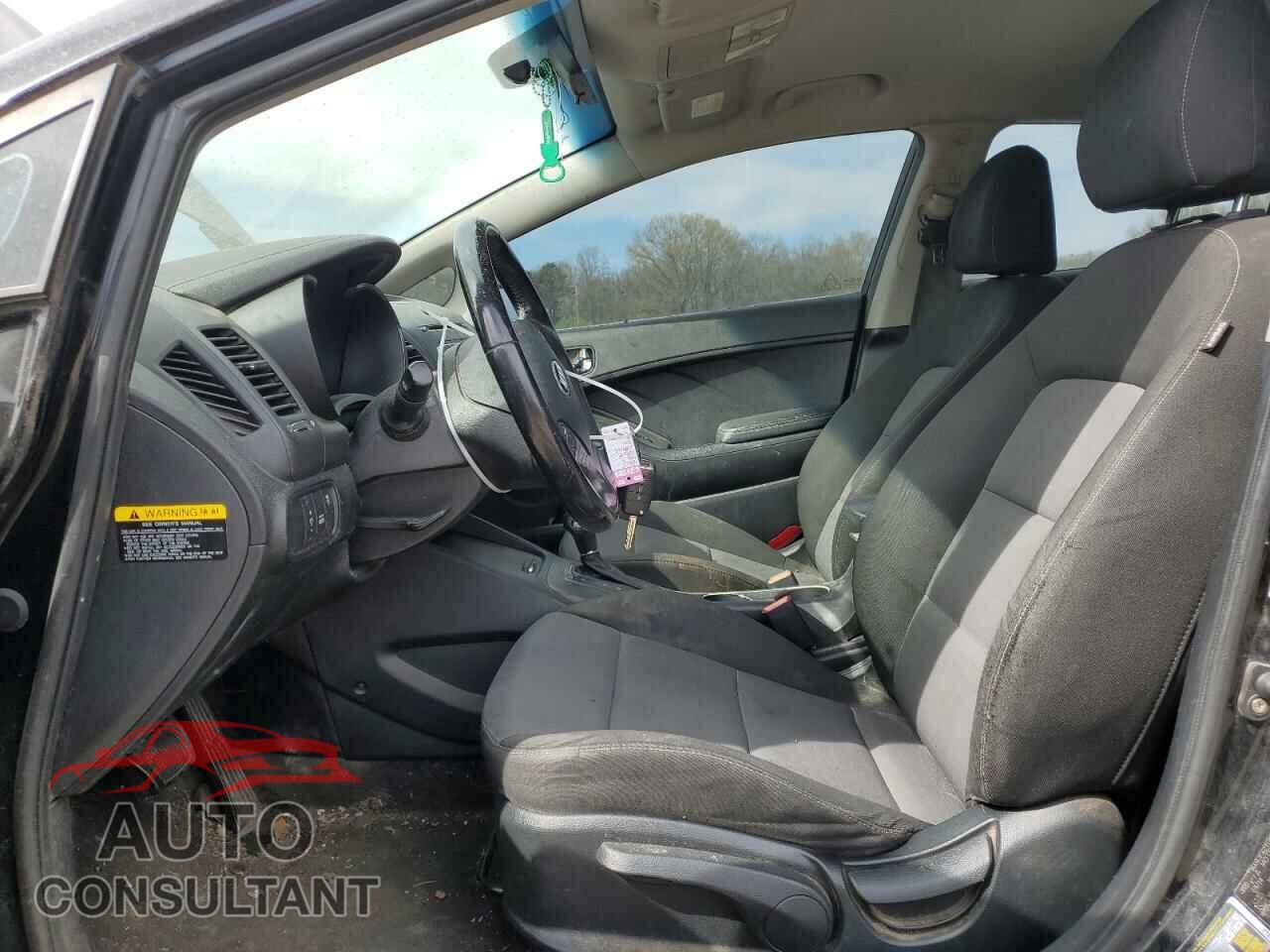 KIA FORTE 2015 - KNAFX4A86F5271221