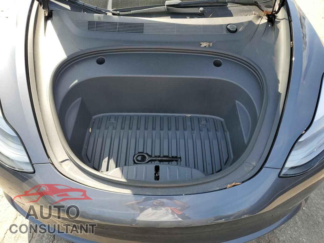 TESLA MODEL 3 2023 - 5YJ3E1EA8PF699931