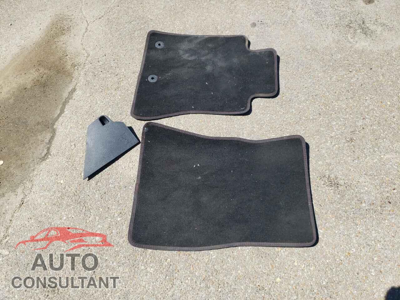 FORD MUSTANG 2024 - 1FA6P8CF9R5410516