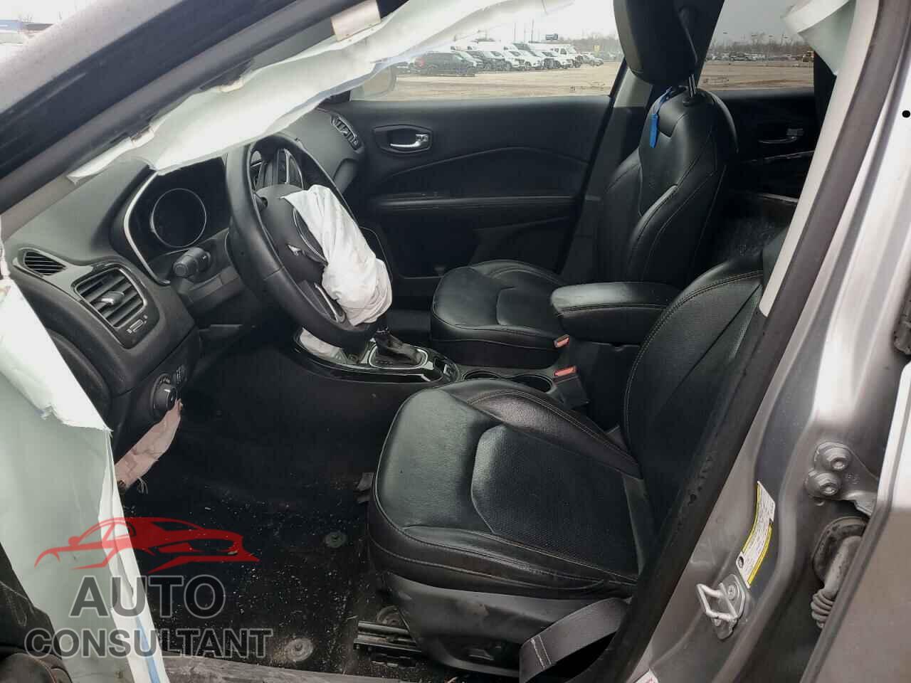 JEEP COMPASS 2019 - 3C4NJDCB4KT672379