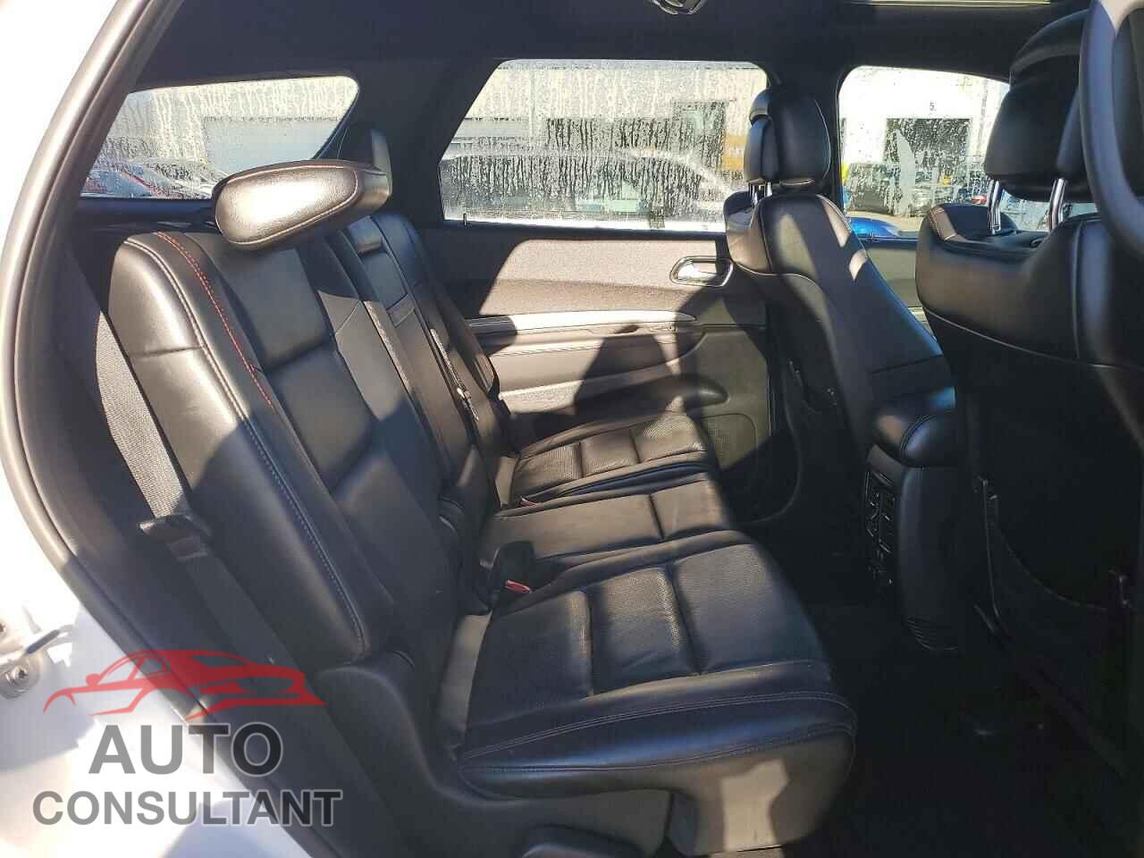 DODGE DURANGO 2018 - 1C4SDJCT8JC232418