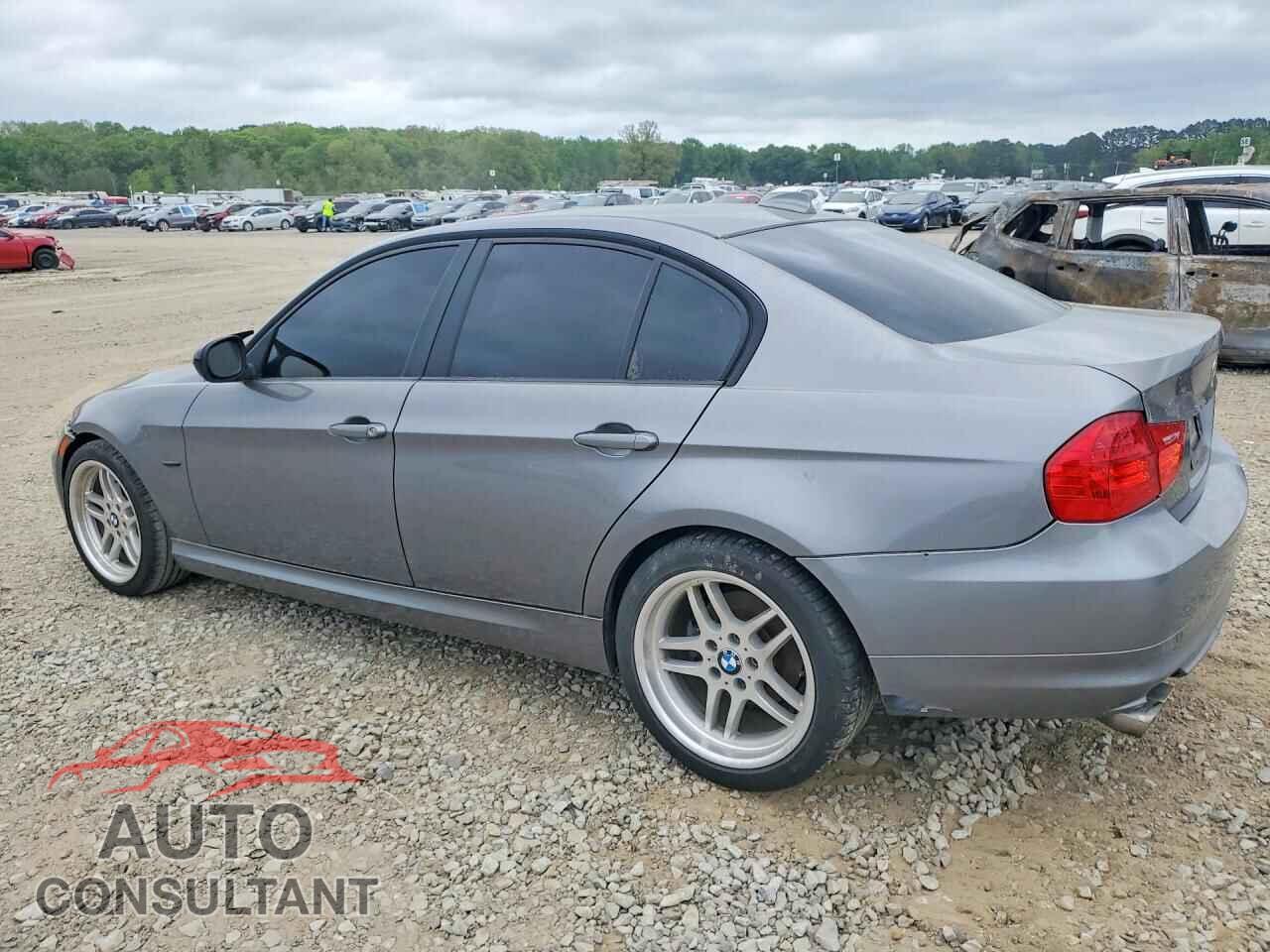 BMW 3 SERIES 2011 - WBAPH7C52BE675813