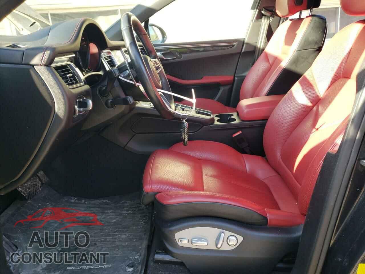PORSCHE MACAN 2018 - WP1AB2A54JLB39843