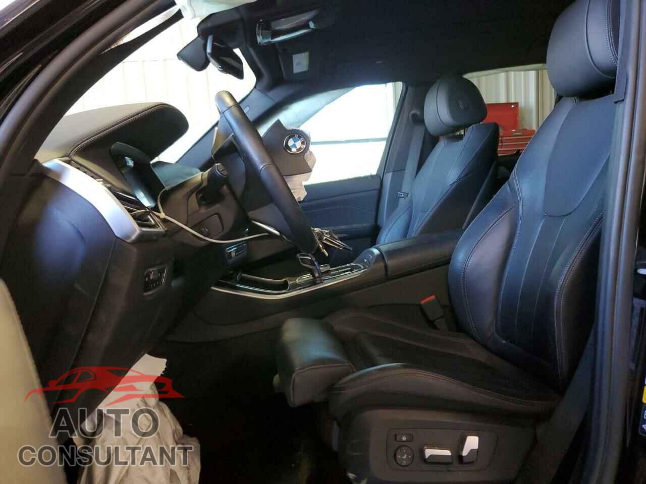 BMW X5 2021 - 5UXCR6C01M9F08658