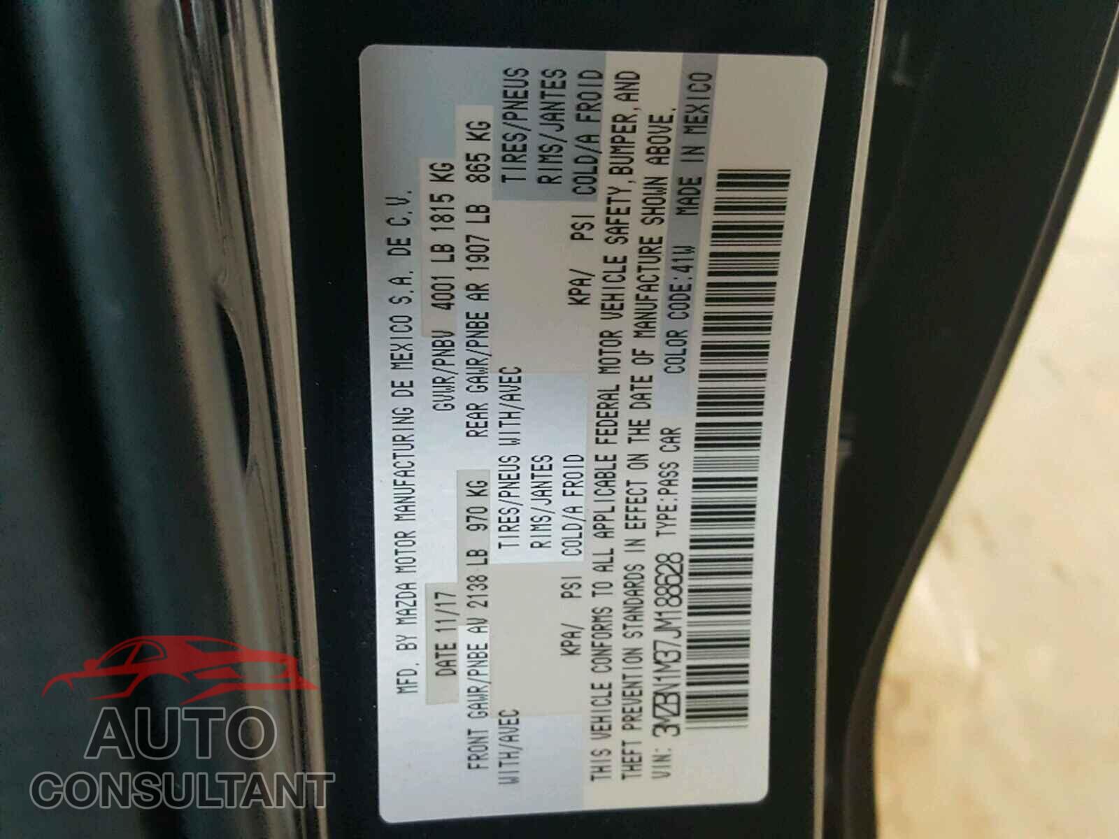 MAZDA 3 2018 - 3MZBN1M37JM188628