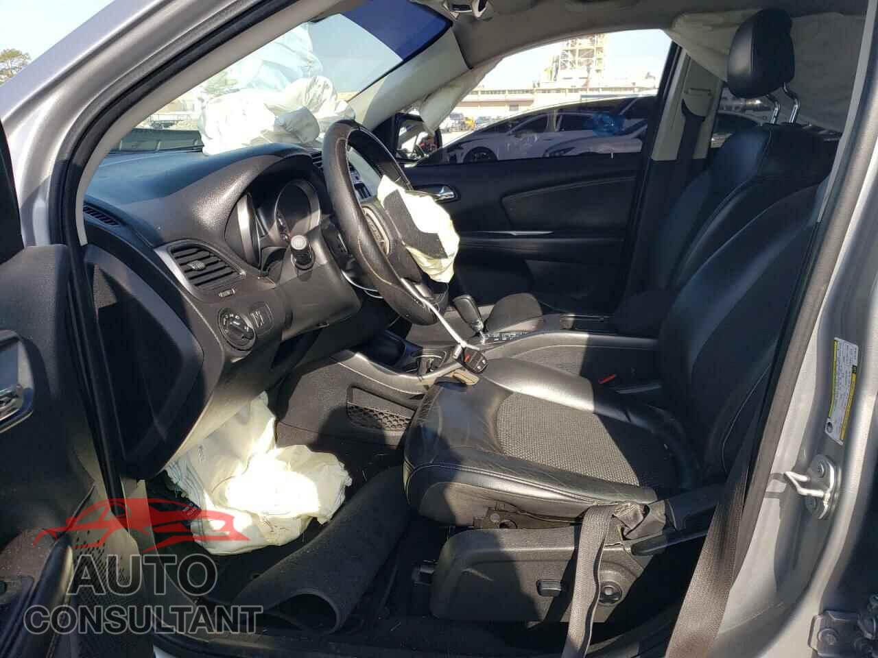 DODGE JOURNEY 2018 - 3C4PDCGG9JT512979
