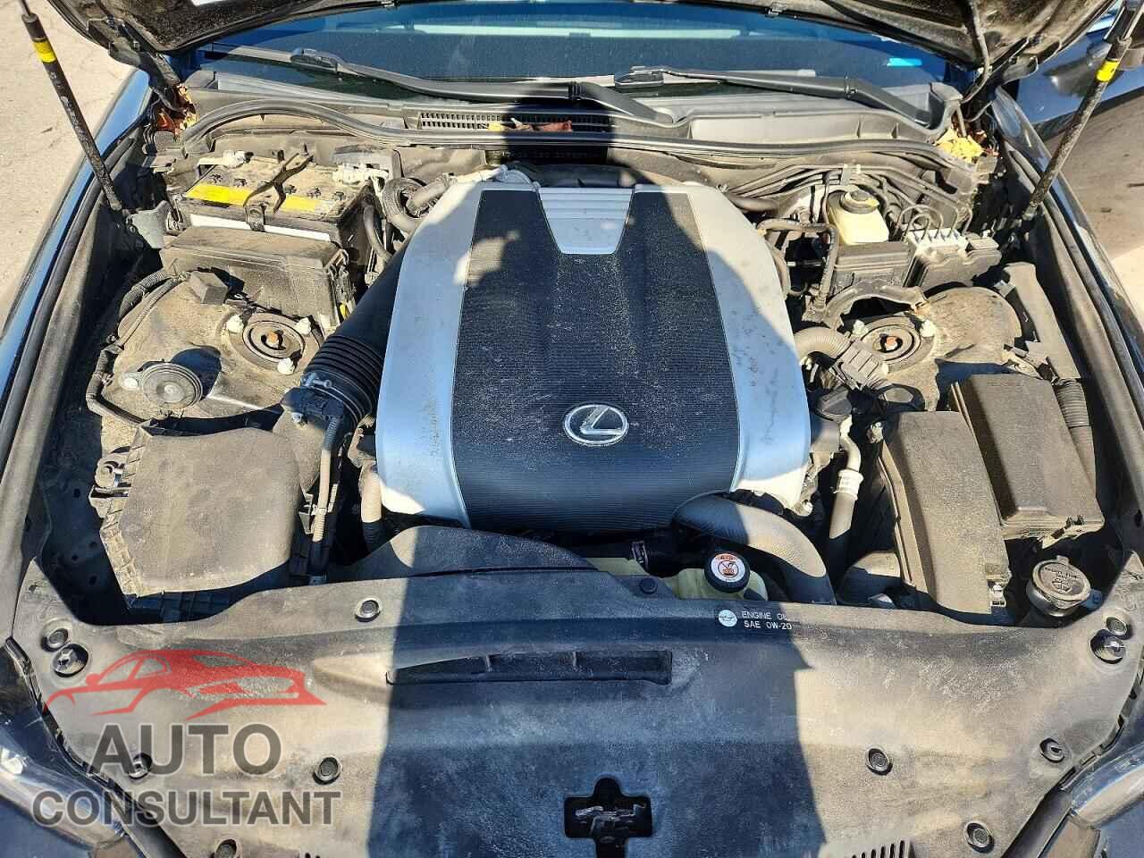 LEXUS IS 2018 - JTHC81D25J5033330