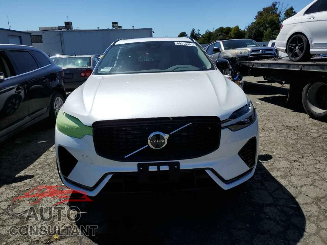 VOLVO XC60 PLUS 2024 - YV4H60DL3R1761812