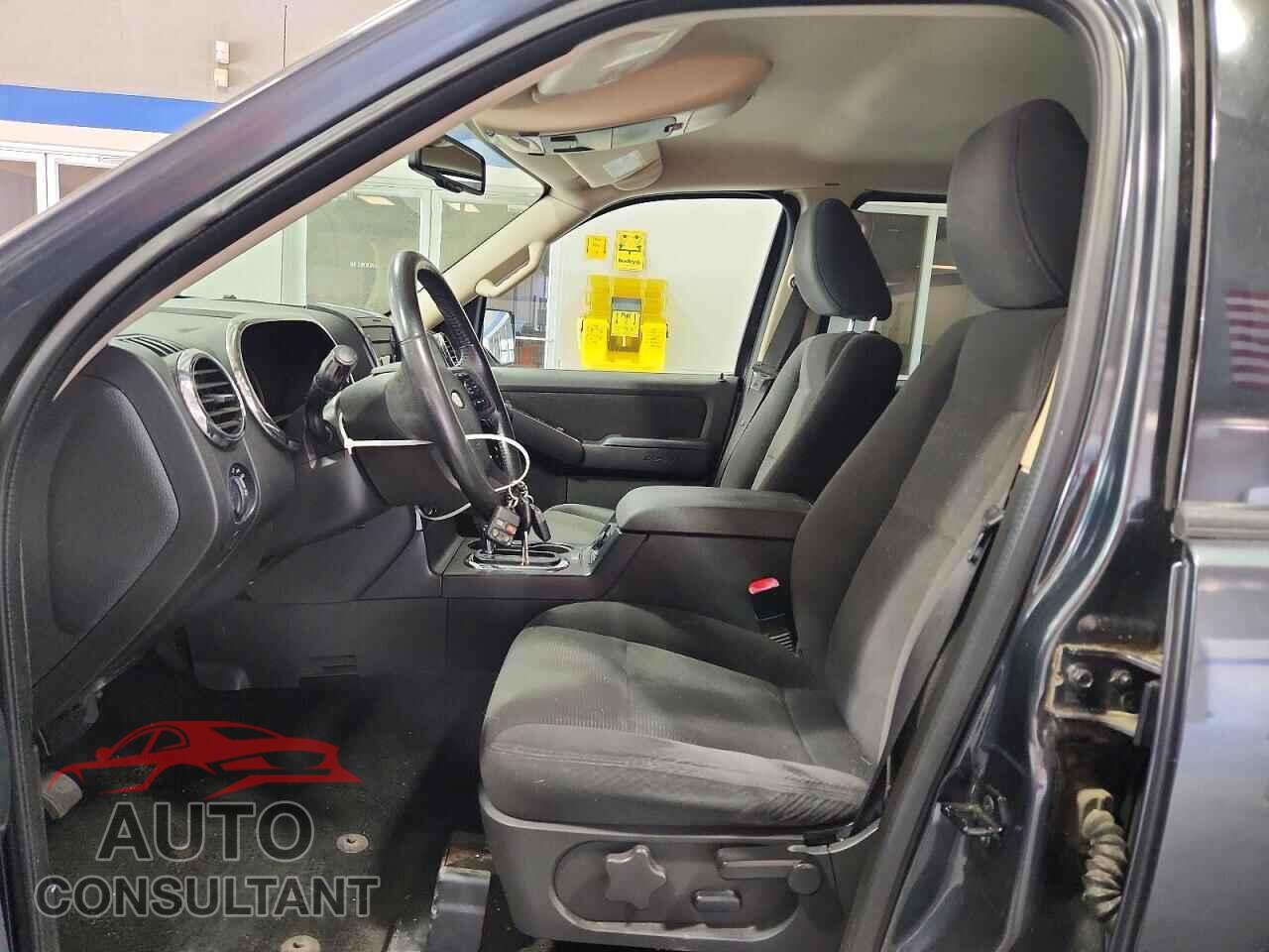 FORD EXPLORER 2010 - 1FMEU6DE1AUB02531