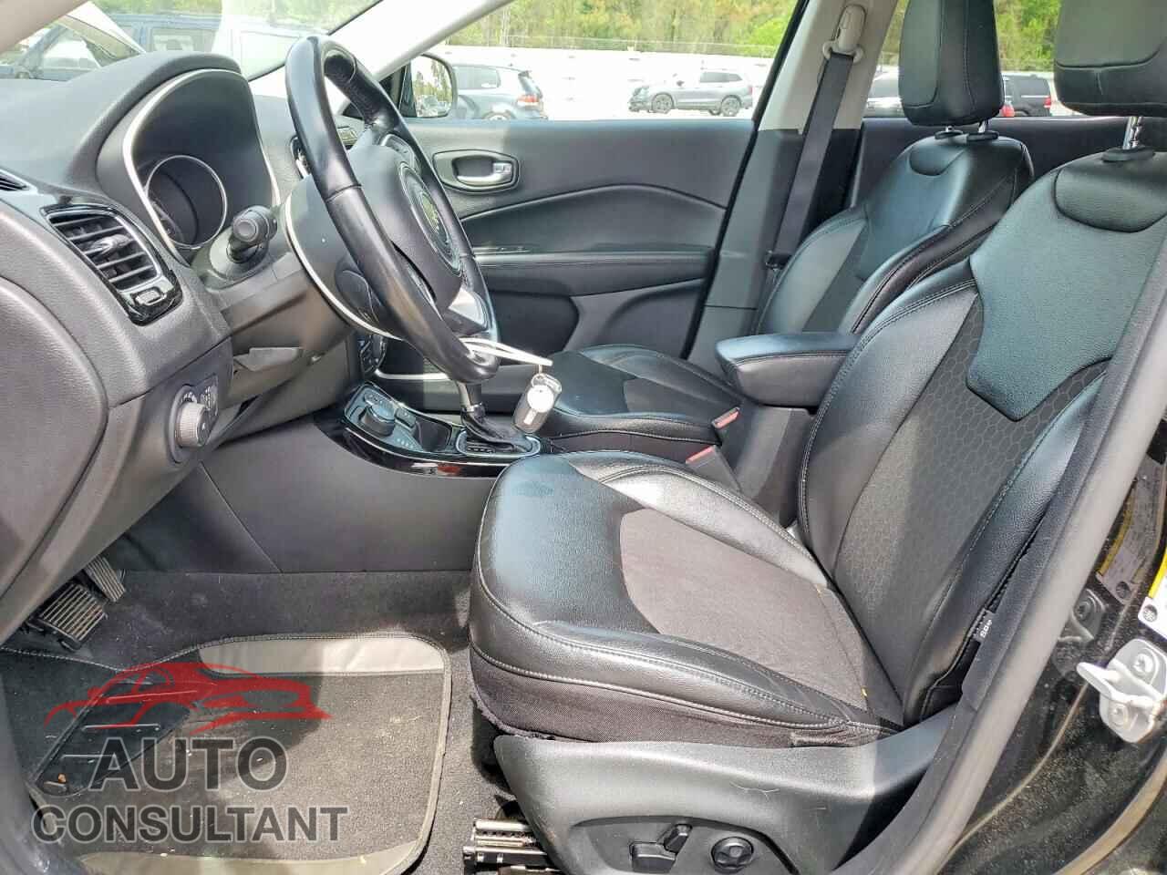 JEEP COMPASS 2020 - 3C4NJDBB9LT168607