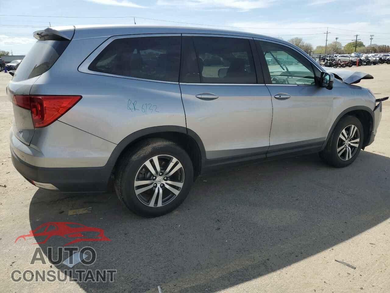 HONDA PILOT 2016 - 5FNYF5H56GB040514
