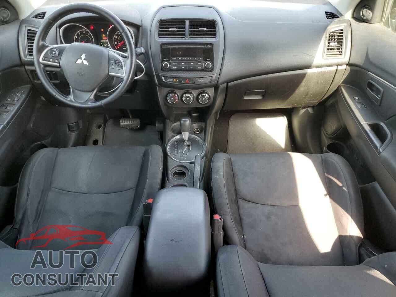 MITSUBISHI OUTLANDER 2015 - 4A4AP3AUXFE016715