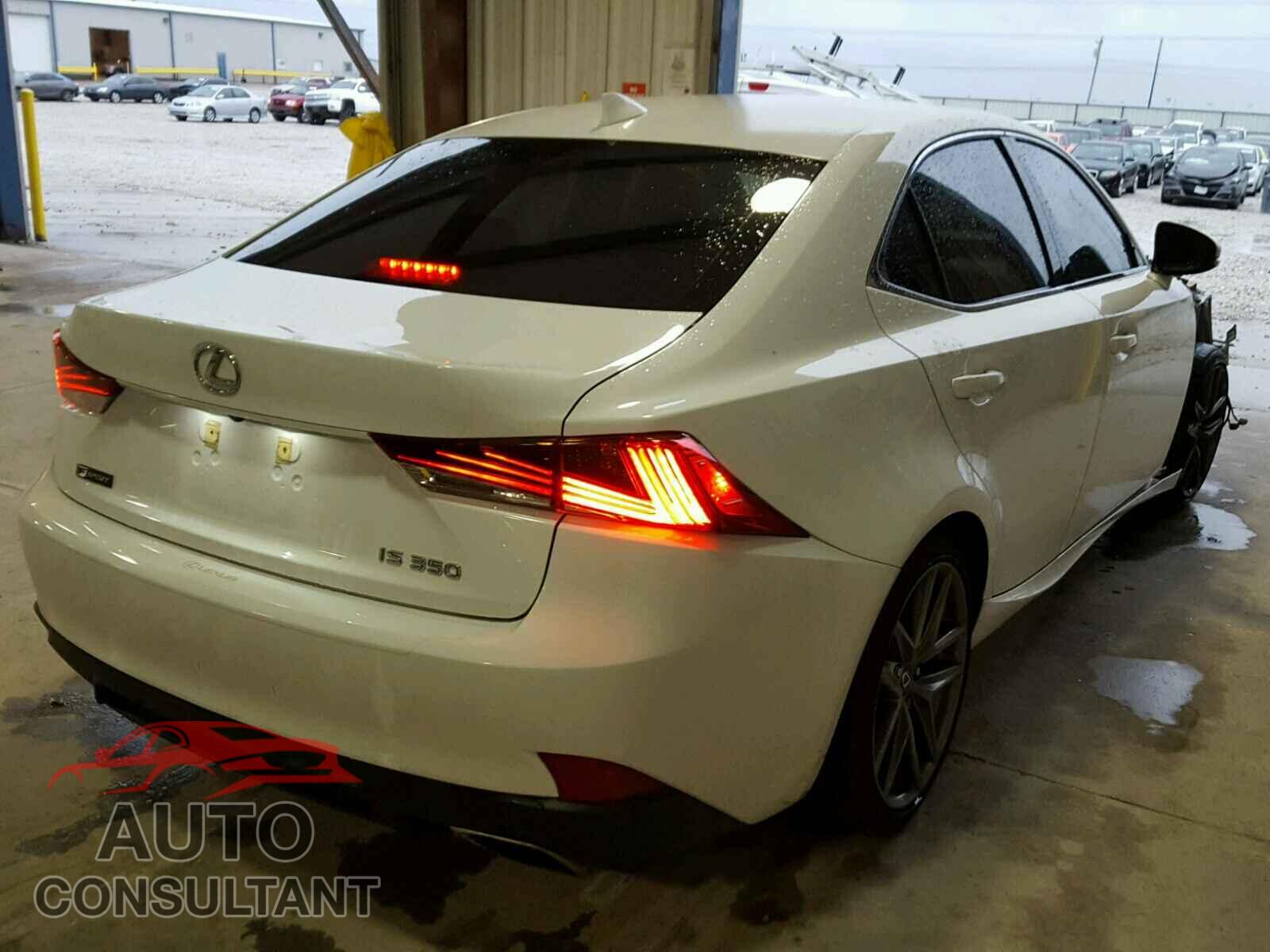 LEXUS IS 2017 - JTHBE1D29H5029845