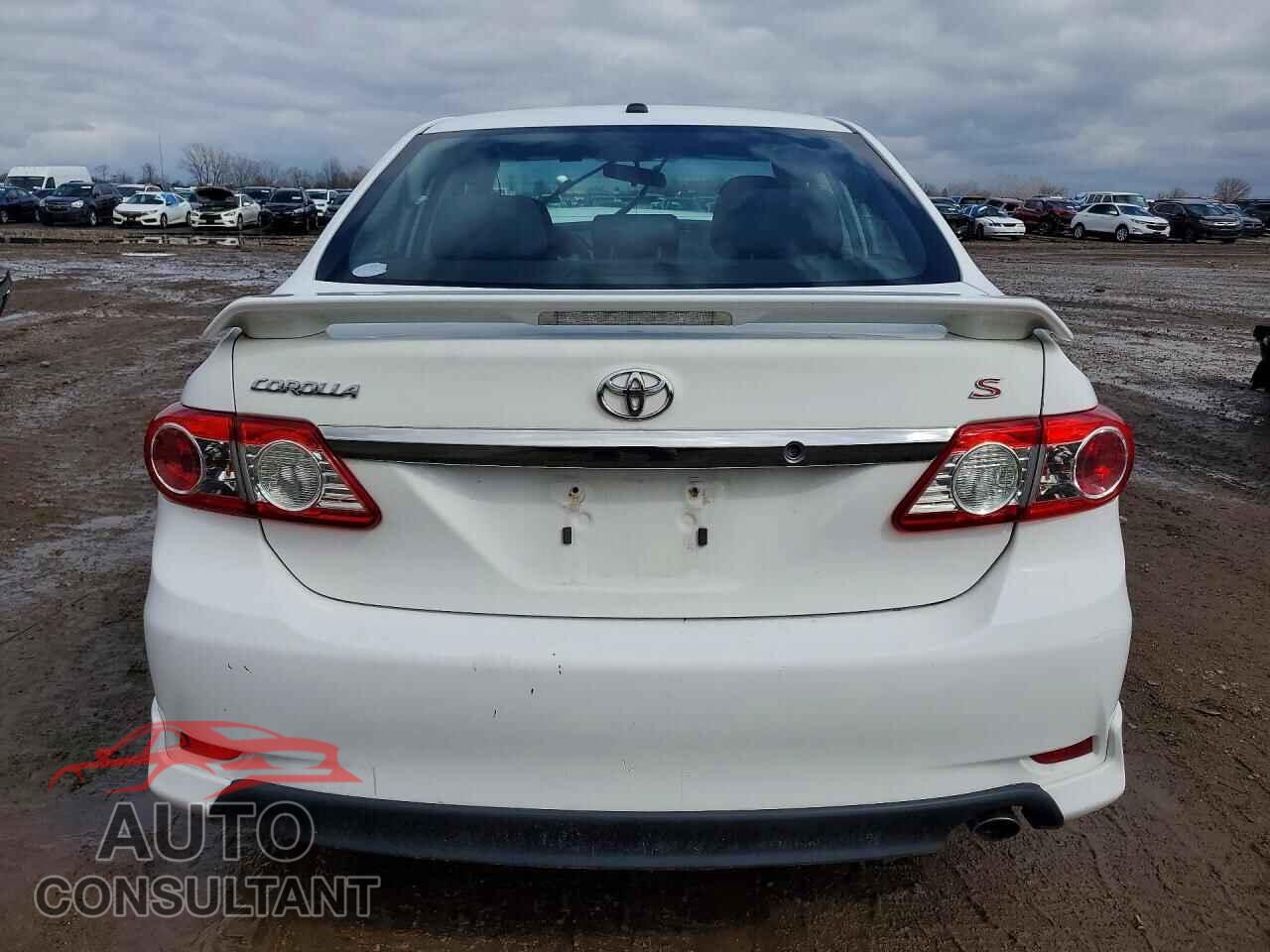 TOYOTA COROLLA 2013 - 2T1BU4EE9DC113322