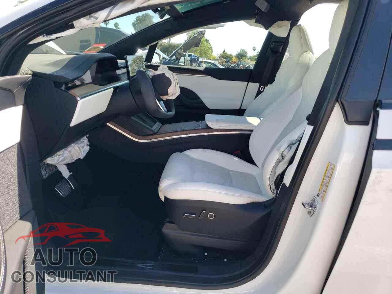 TESLA MODEL X 2022 - 7SAXCBE59NF361065