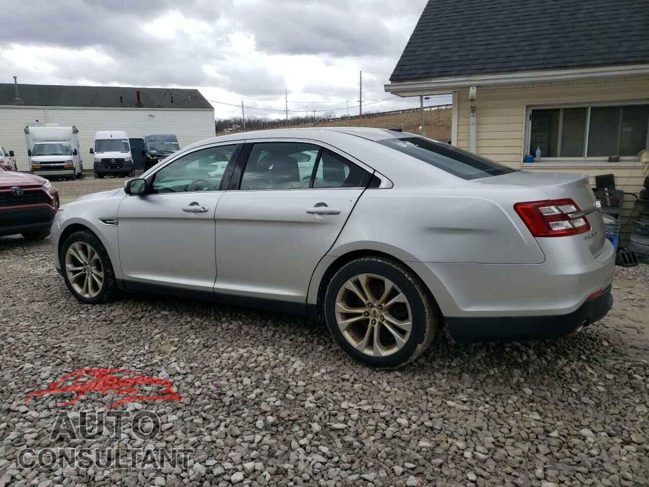 FORD TAURUS 2013 - 1FAHP2E88DG180310