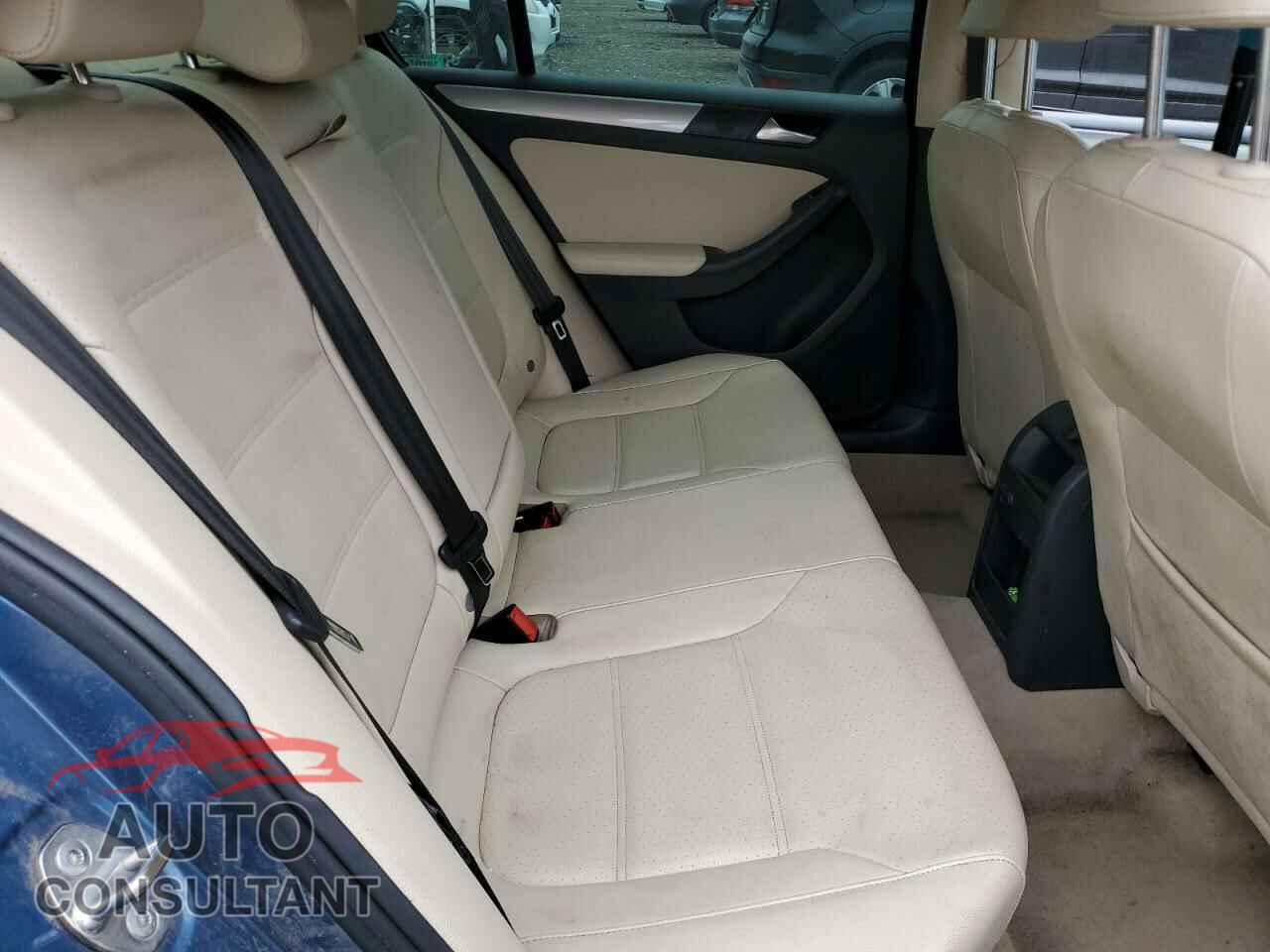 VOLKSWAGEN JETTA 2016 - 3VWD67AJ6GM402206