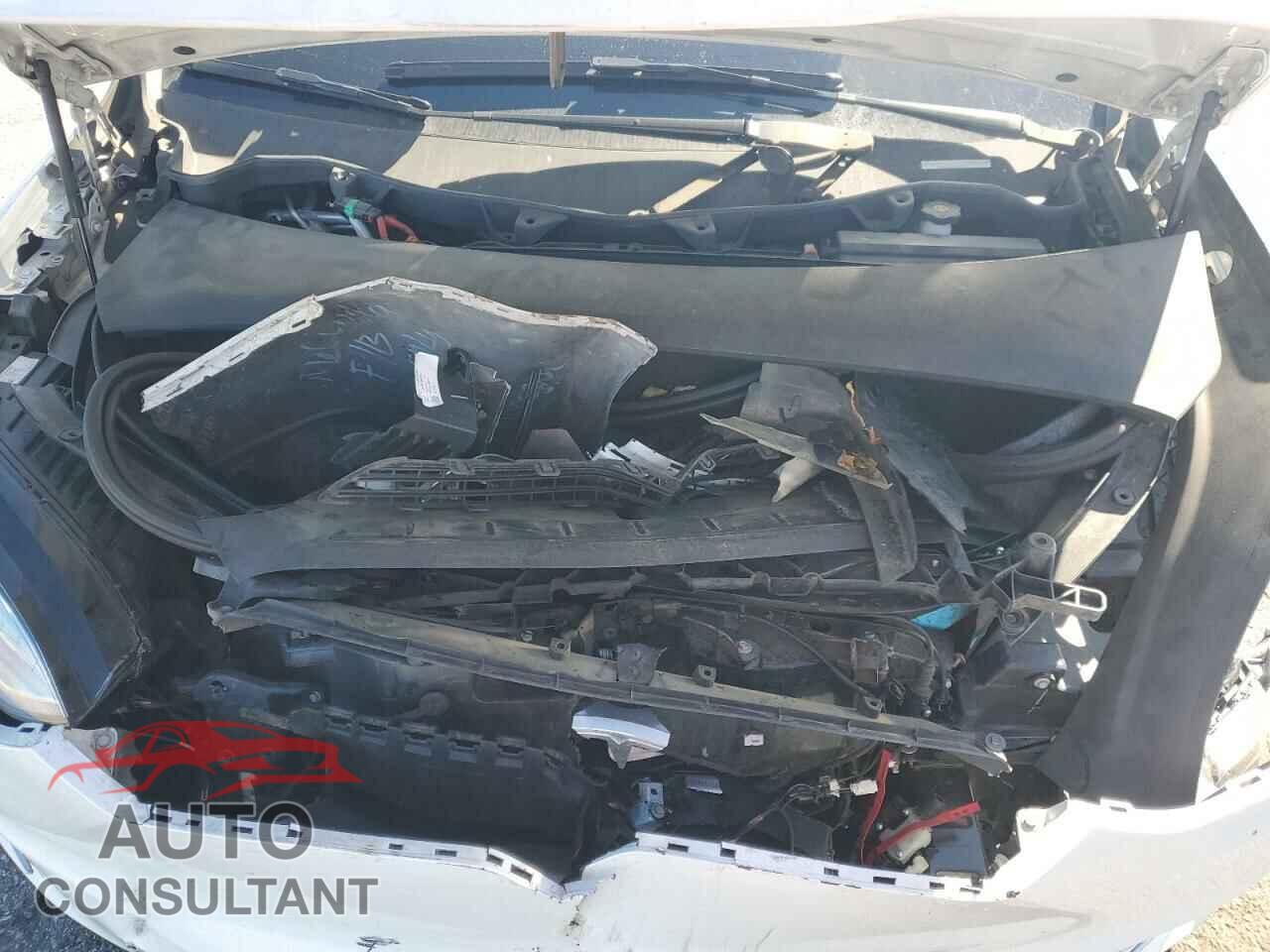 TESLA MODEL X 2020 - 5YJXCAE26LF270135