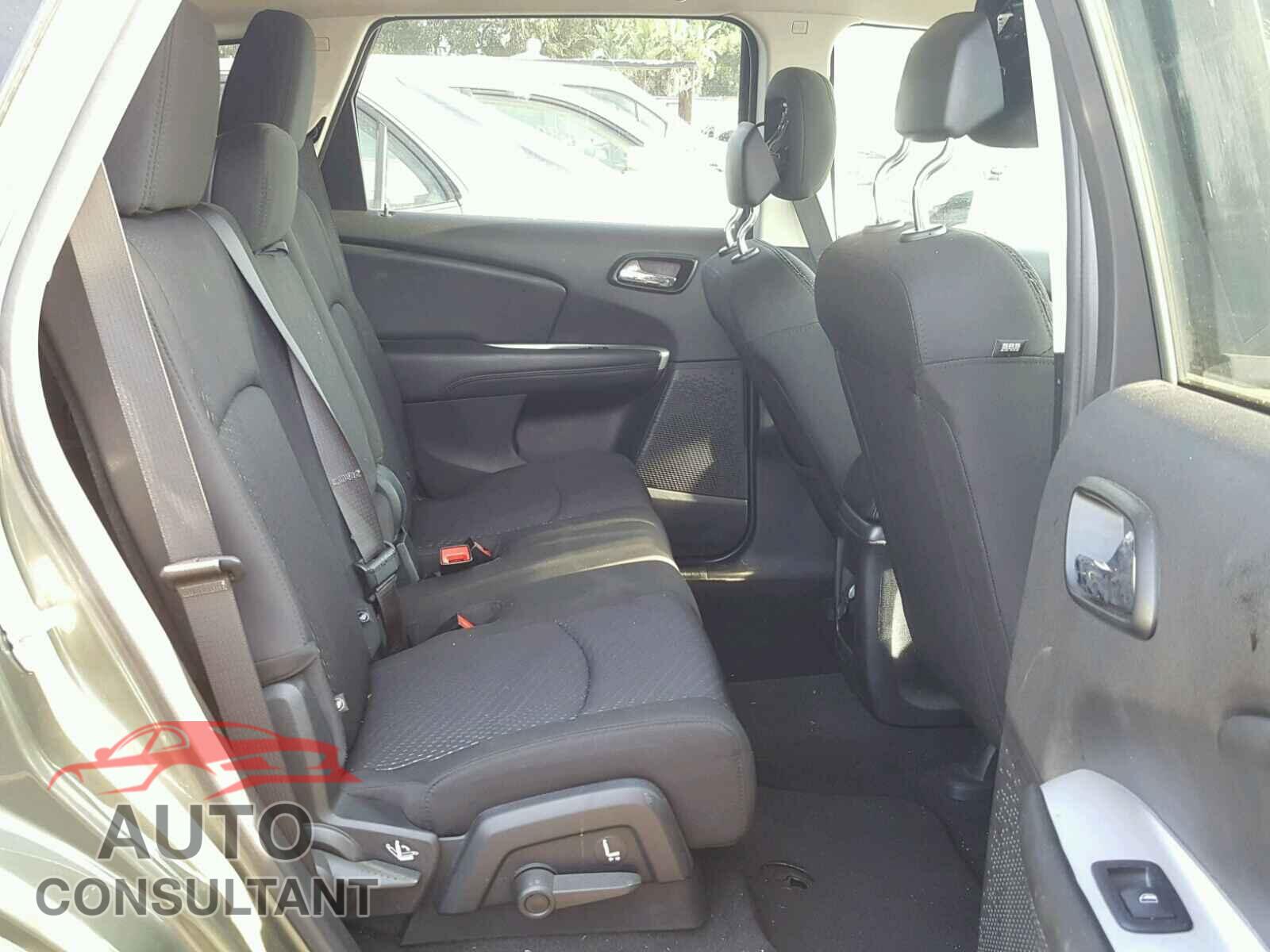 DODGE JOURNEY SE 2017 - 3C4PDCAB2HT708317