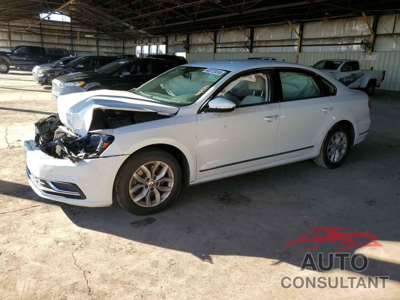VOLKSWAGEN PASSAT 2017 - 1VWAT7A35HC035525