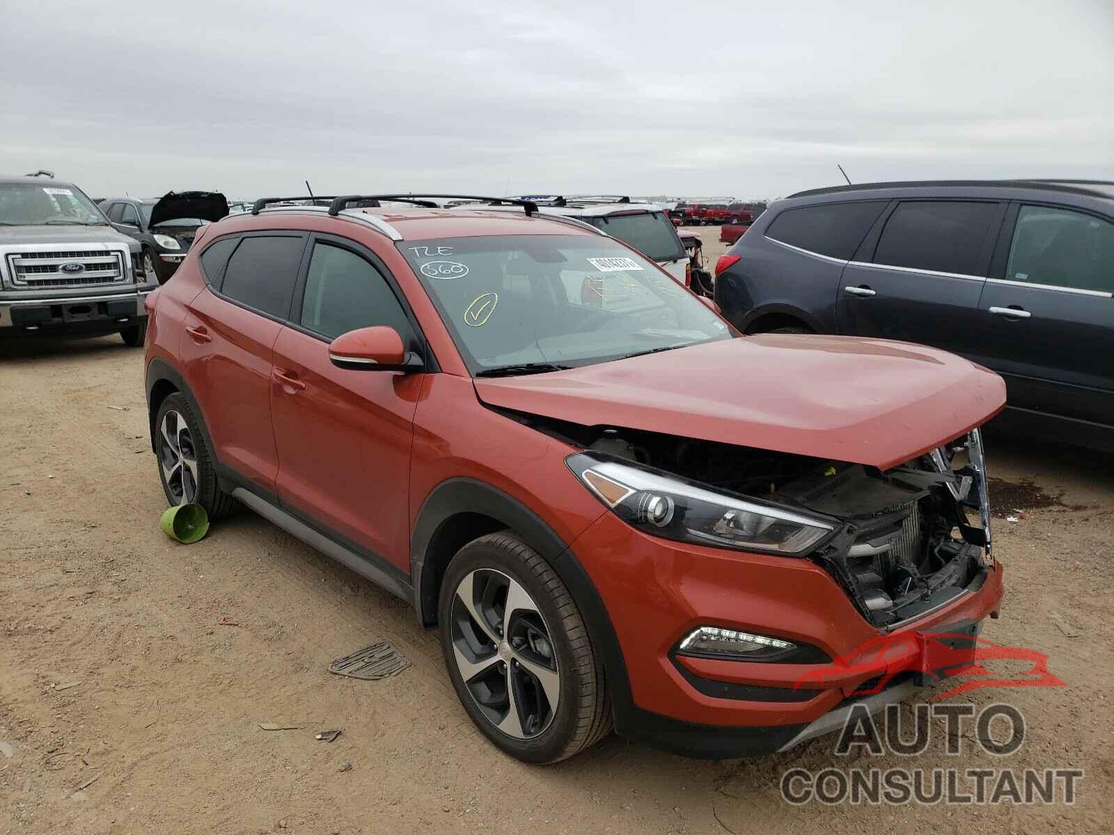 HYUNDAI TUCSON 2017 - KM8J3CA21HU379099