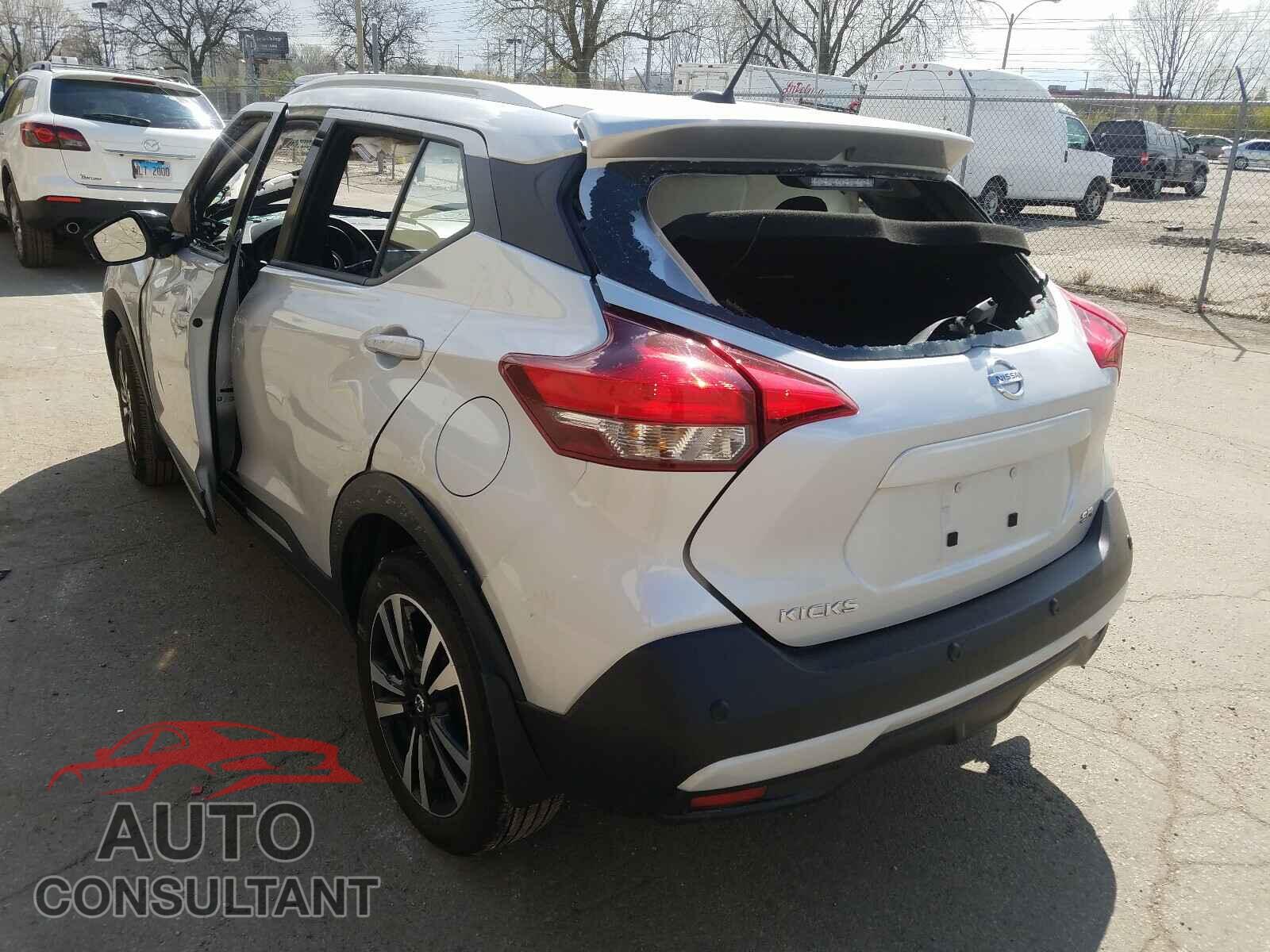 NISSAN KICKS 2020 - 3N1CP5DV1LL555464