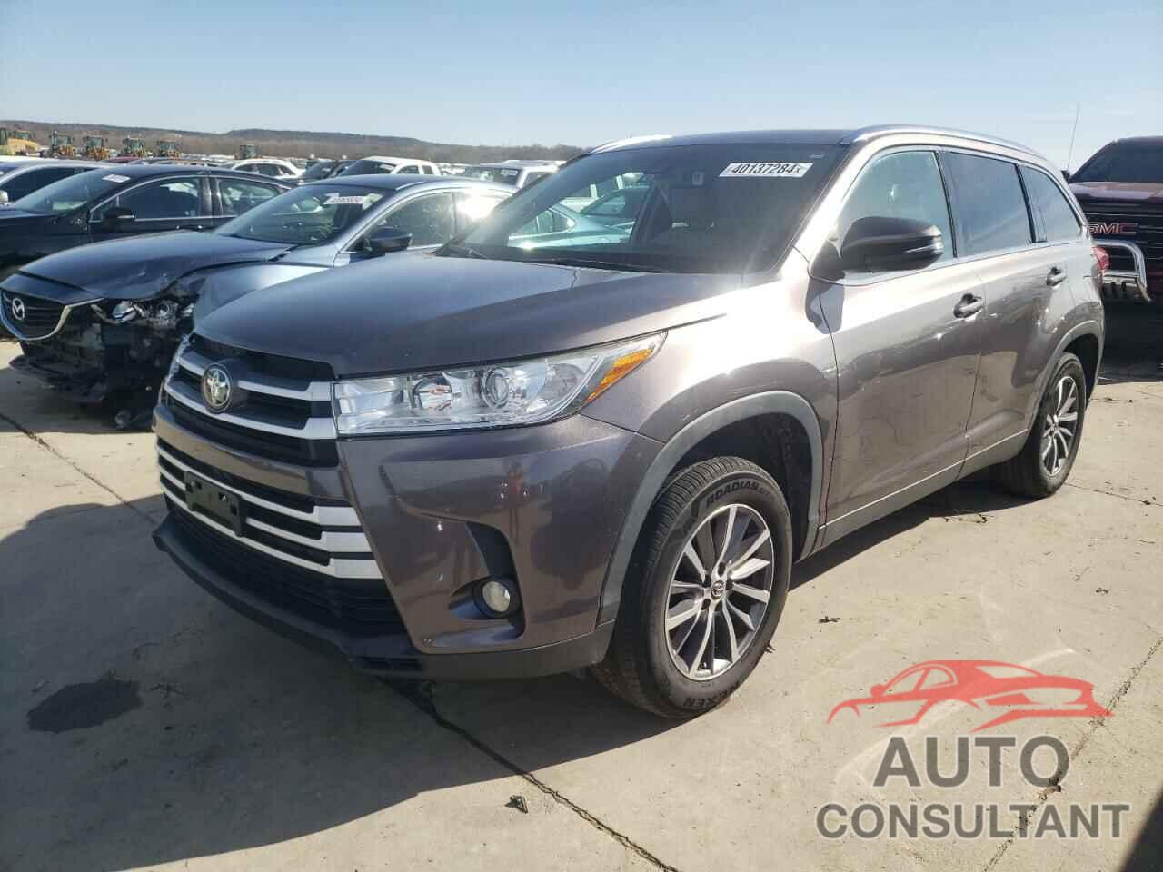 TOYOTA HIGHLANDER 2019 - 5TDKZRFH4KS551161