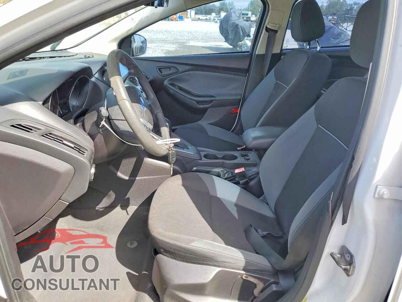 FORD FOCUS 2012 - 1FAHP3F2XCL115013