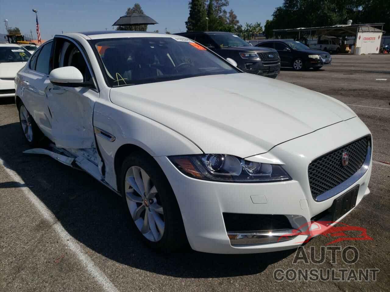 JAGUAR XF 2018 - SAJBD4FX7JCY71407