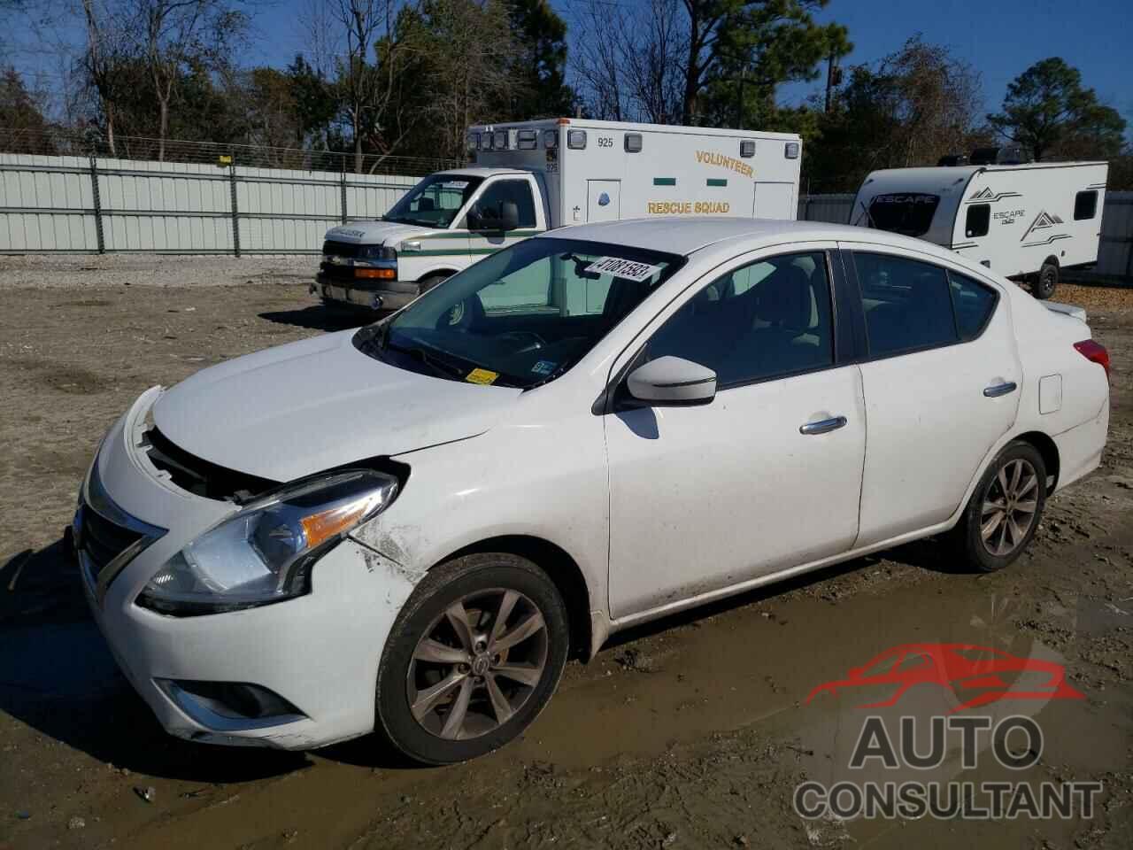 NISSAN VERSA 2017 - 3N1CN7APXHL852490