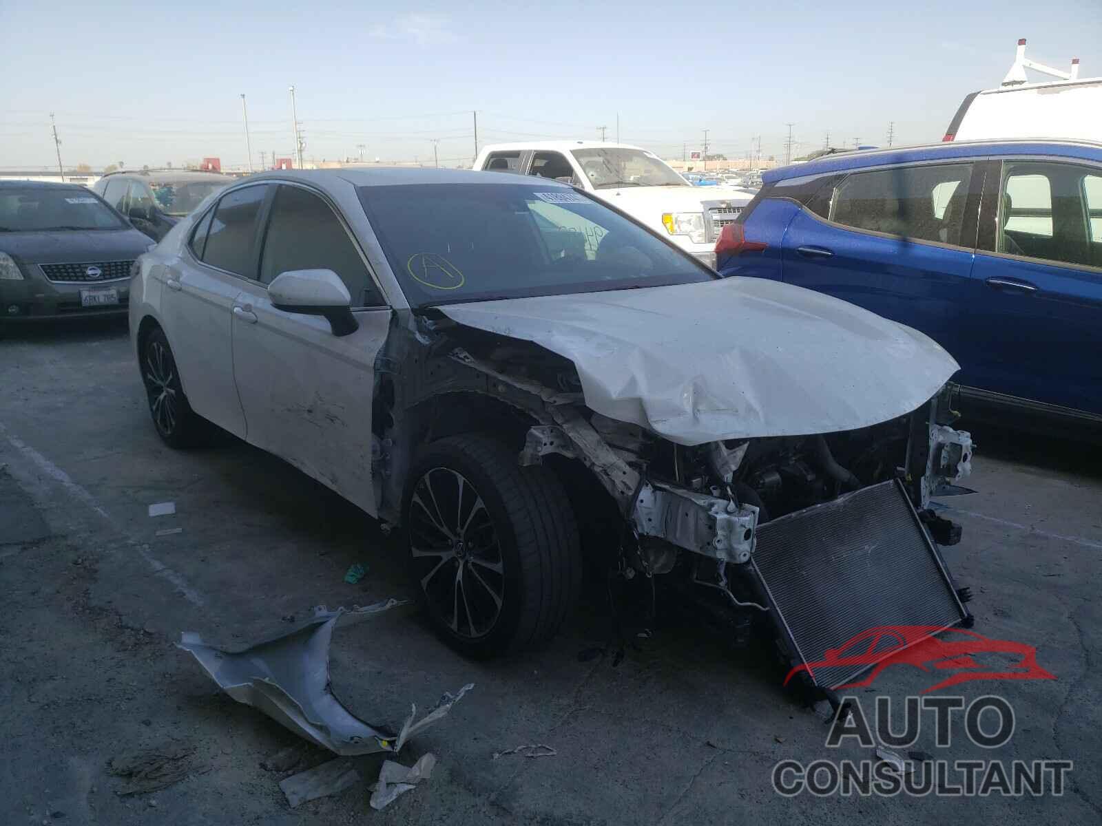 TOYOTA CAMRY 2019 - 4T1B11HK0KU683083