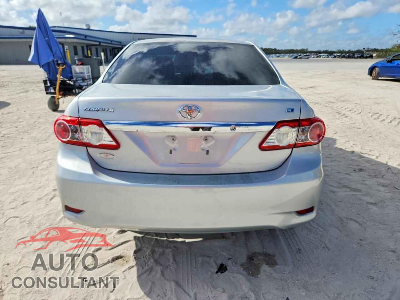 TOYOTA COROLLA 2013 - 5YFBU4EE9DP126846