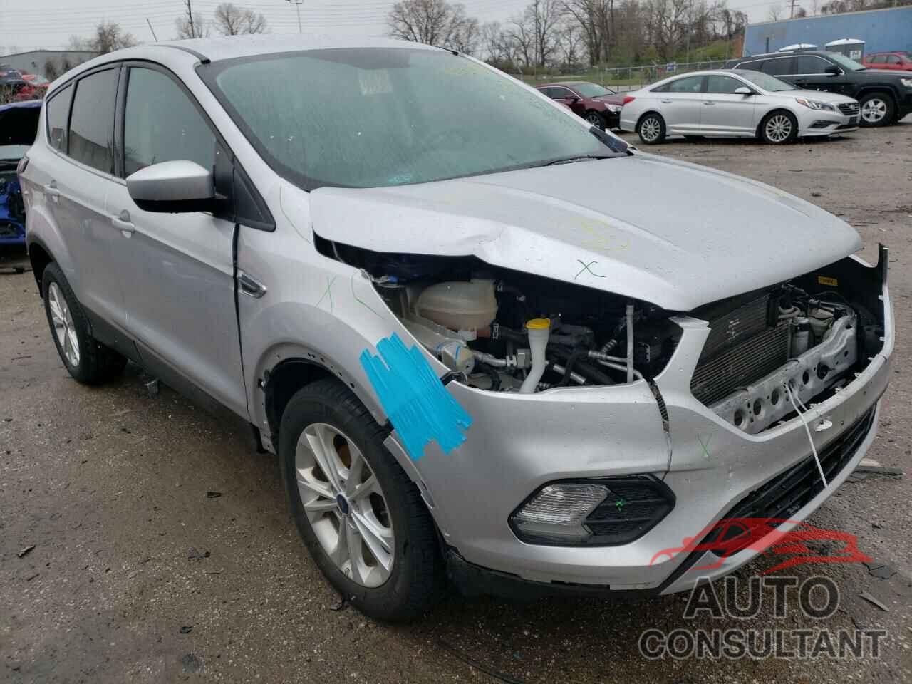 FORD ESCAPE 2017 - 1FMCU0GD5HUD66188