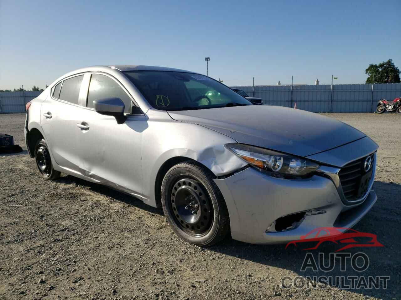 MAZDA 3 2018 - 3MZBN1U79JM158758