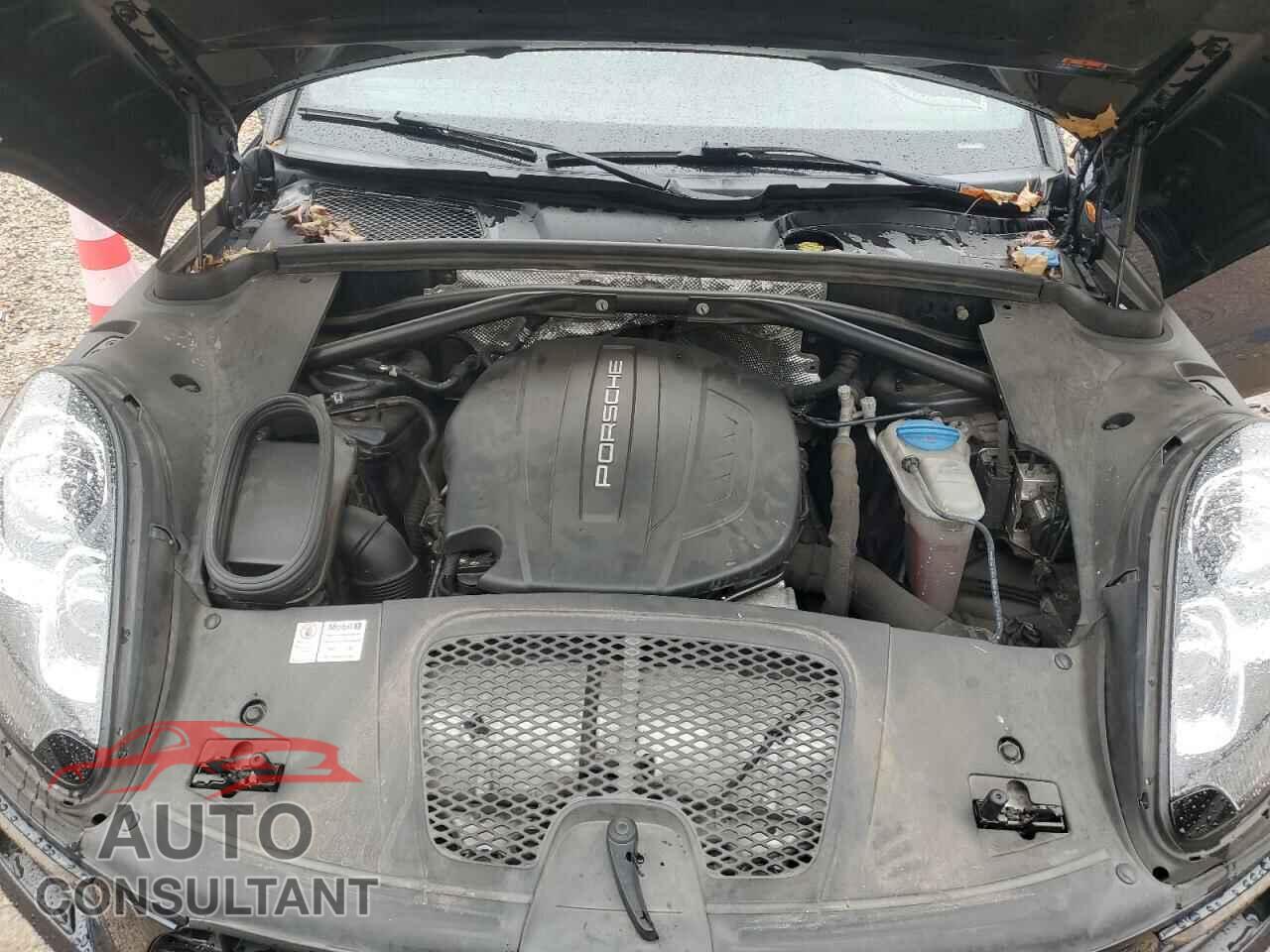 PORSCHE MACAN 2017 - WP1AA2A52HLB08474