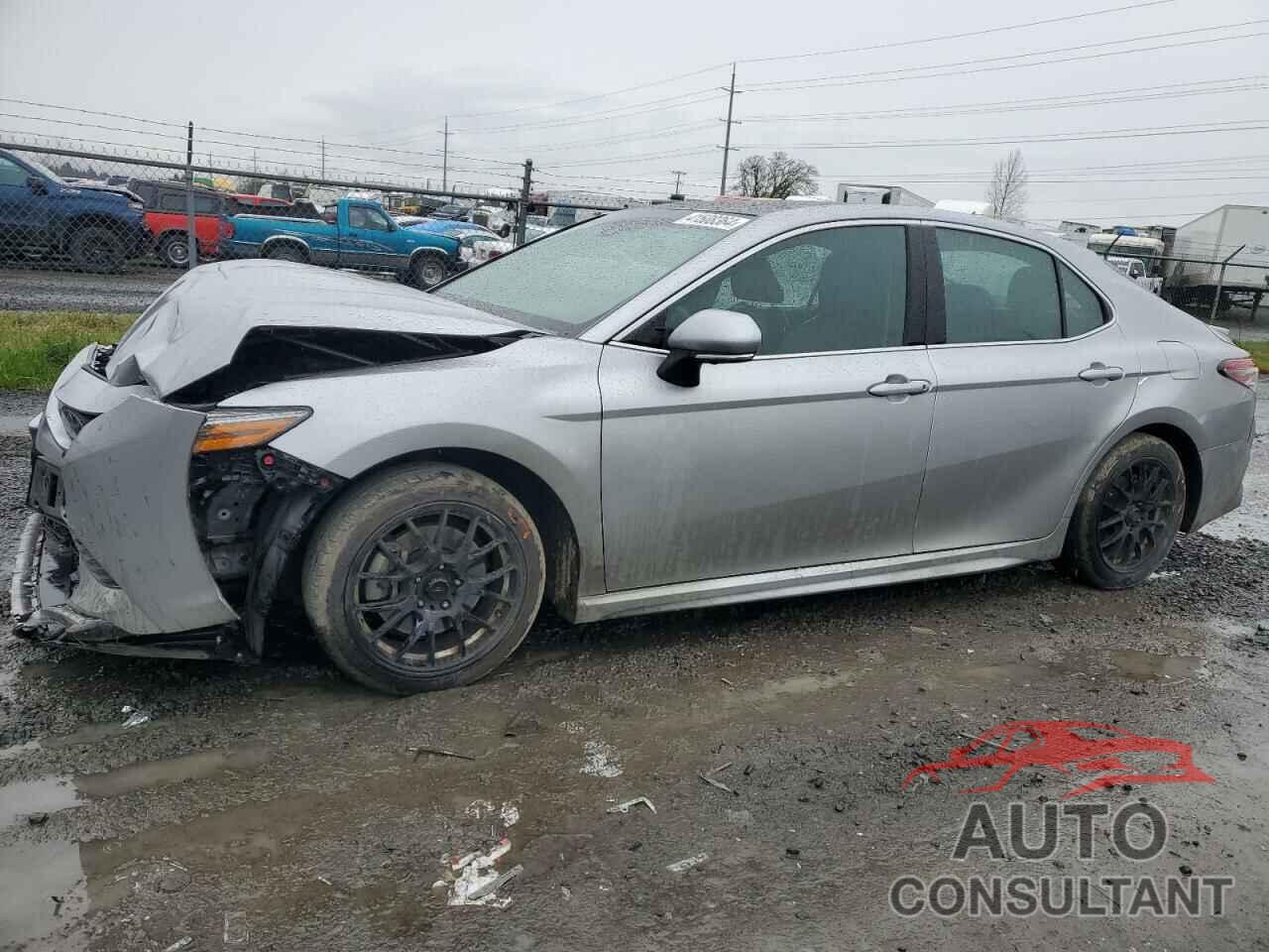 TOYOTA CAMRY 2018 - 4T1BZ1HK8JU008489