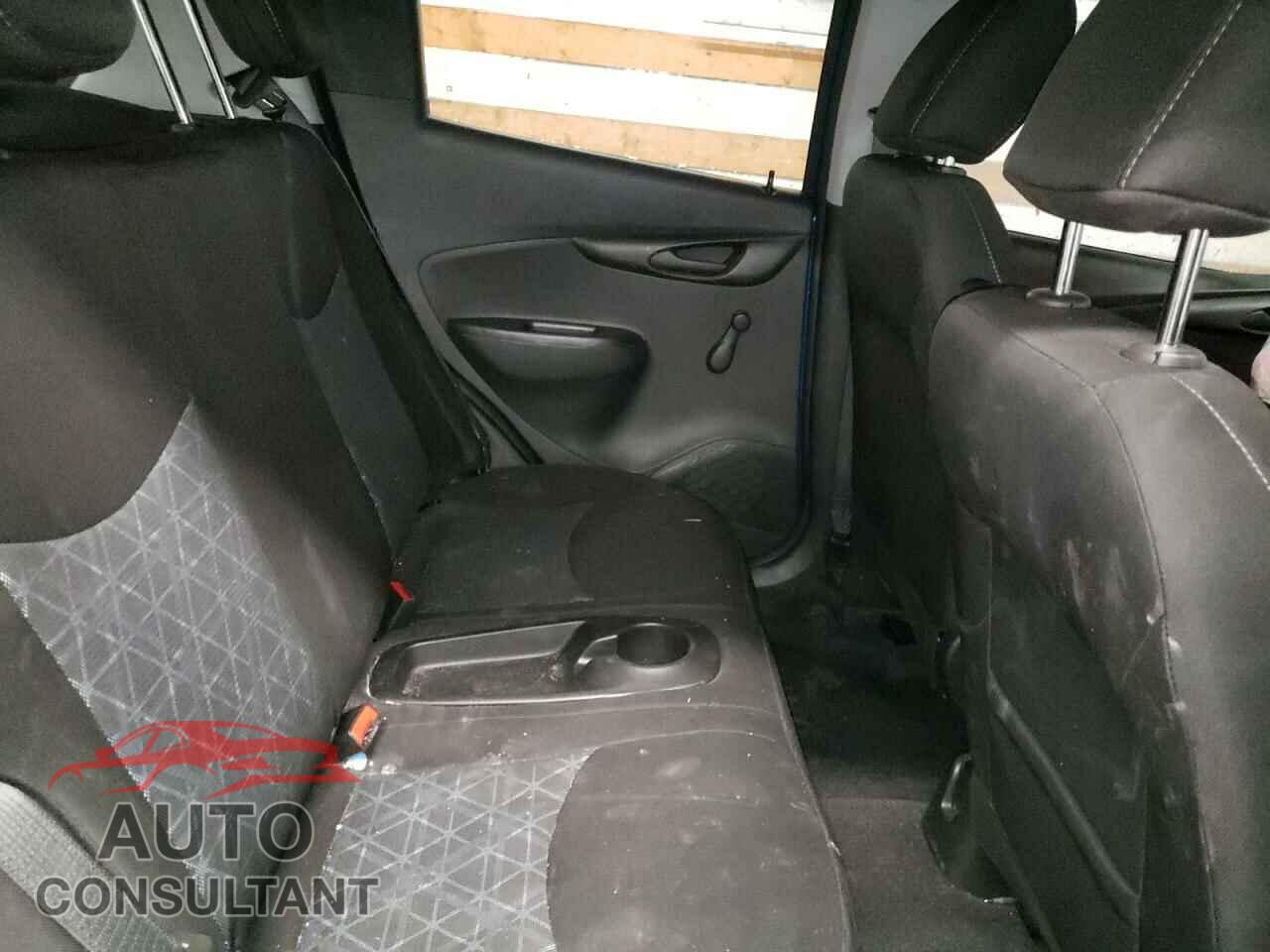 CHEVROLET SPARK 2019 - KL8CB6SA6KC751274