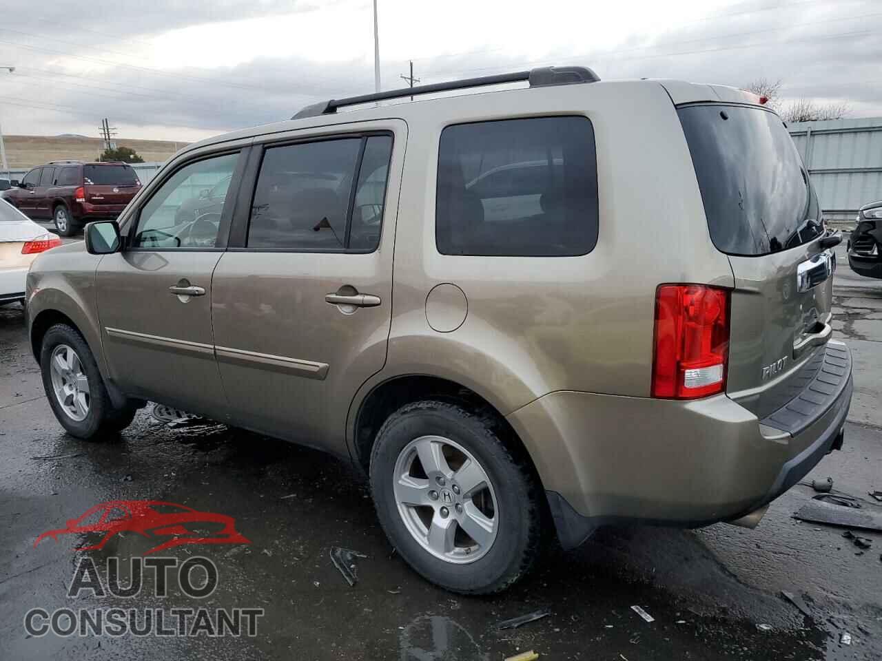 HONDA PILOT 2011 - 5FNYF4H59BB062381