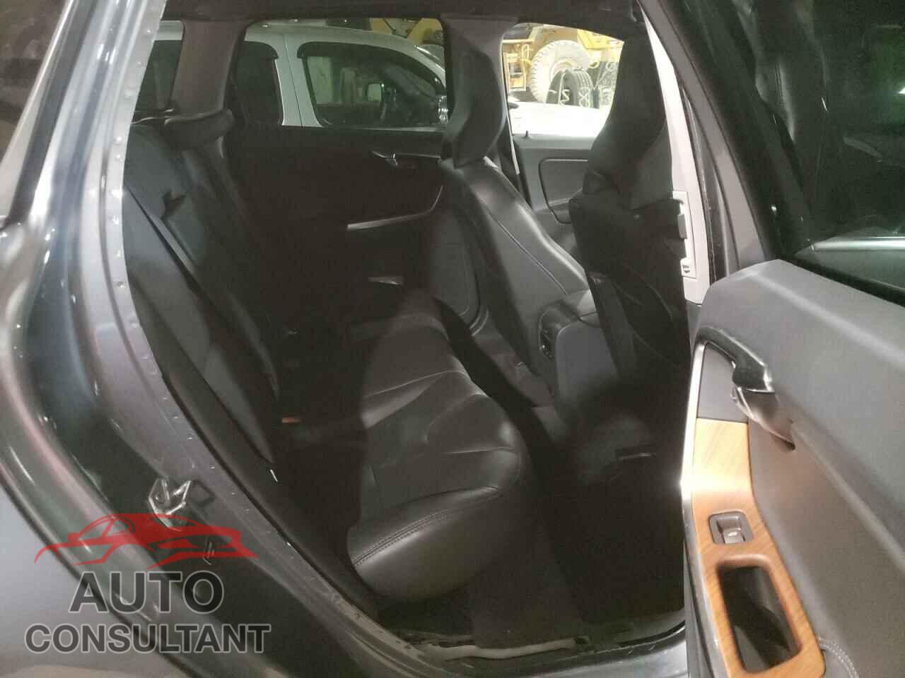 VOLVO XC60 2017 - YV440MRU5H2088197