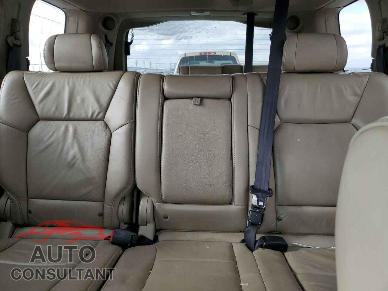 HONDA PILOT 2011 - 5FNYF3H62BB044016