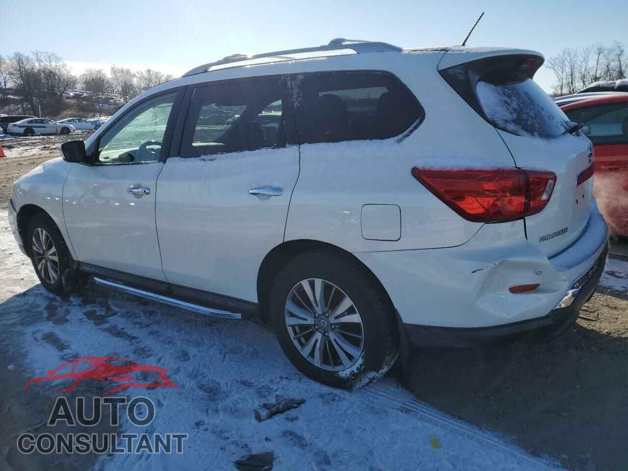 NISSAN PATHFINDER 2018 - 5N1DR2MM3JC621132