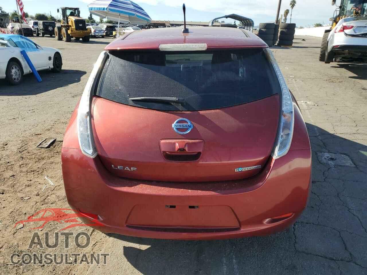 NISSAN LEAF 2014 - 1N4AZ0CP7EC331768