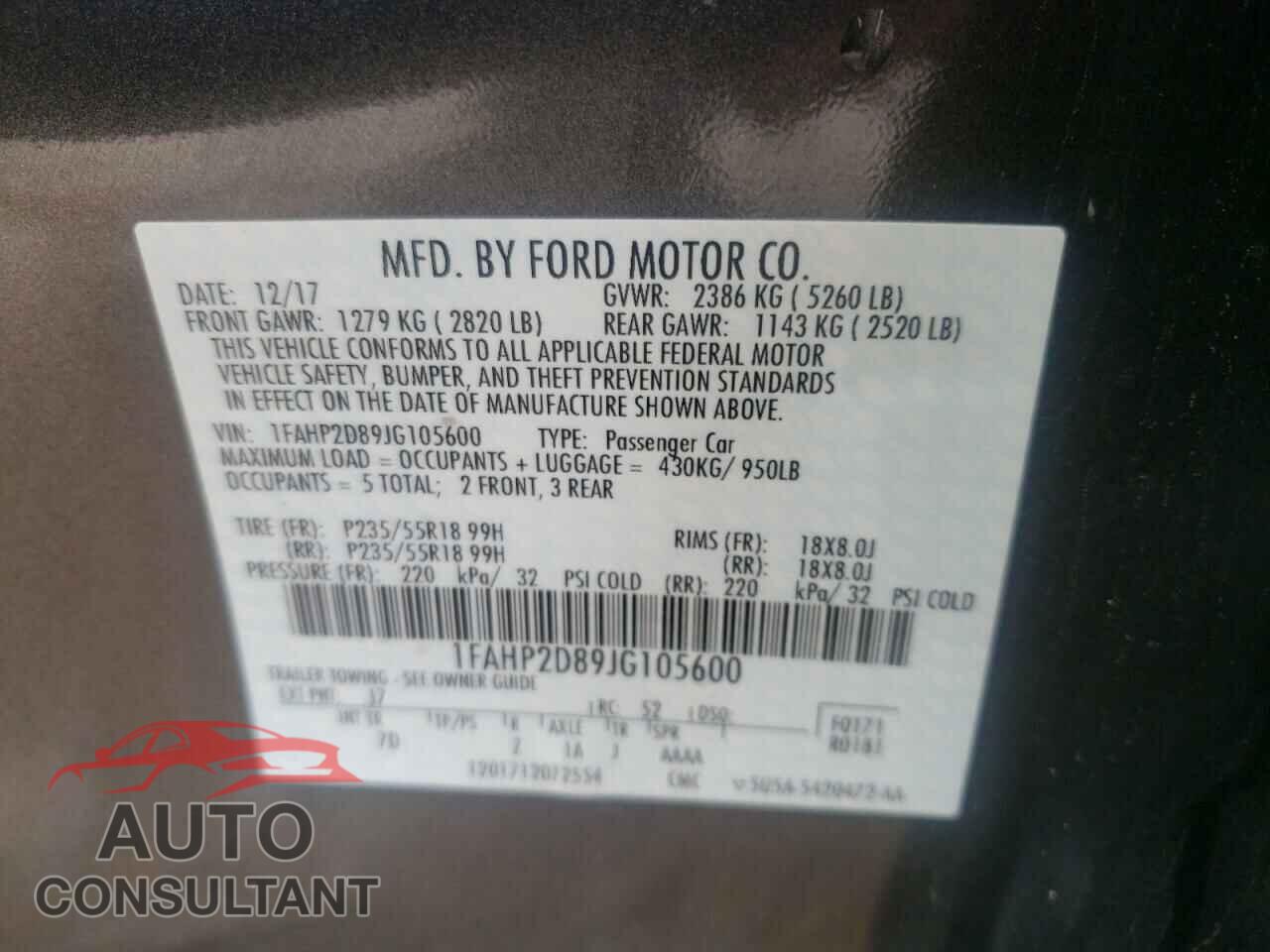 FORD TAURUS 2018 - 1FAHP2D89JG105600